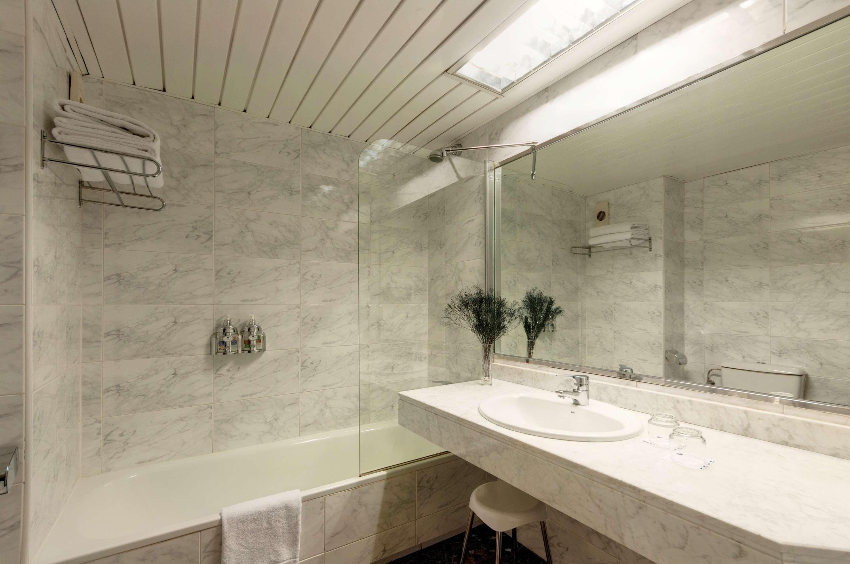Family Room Bathroom